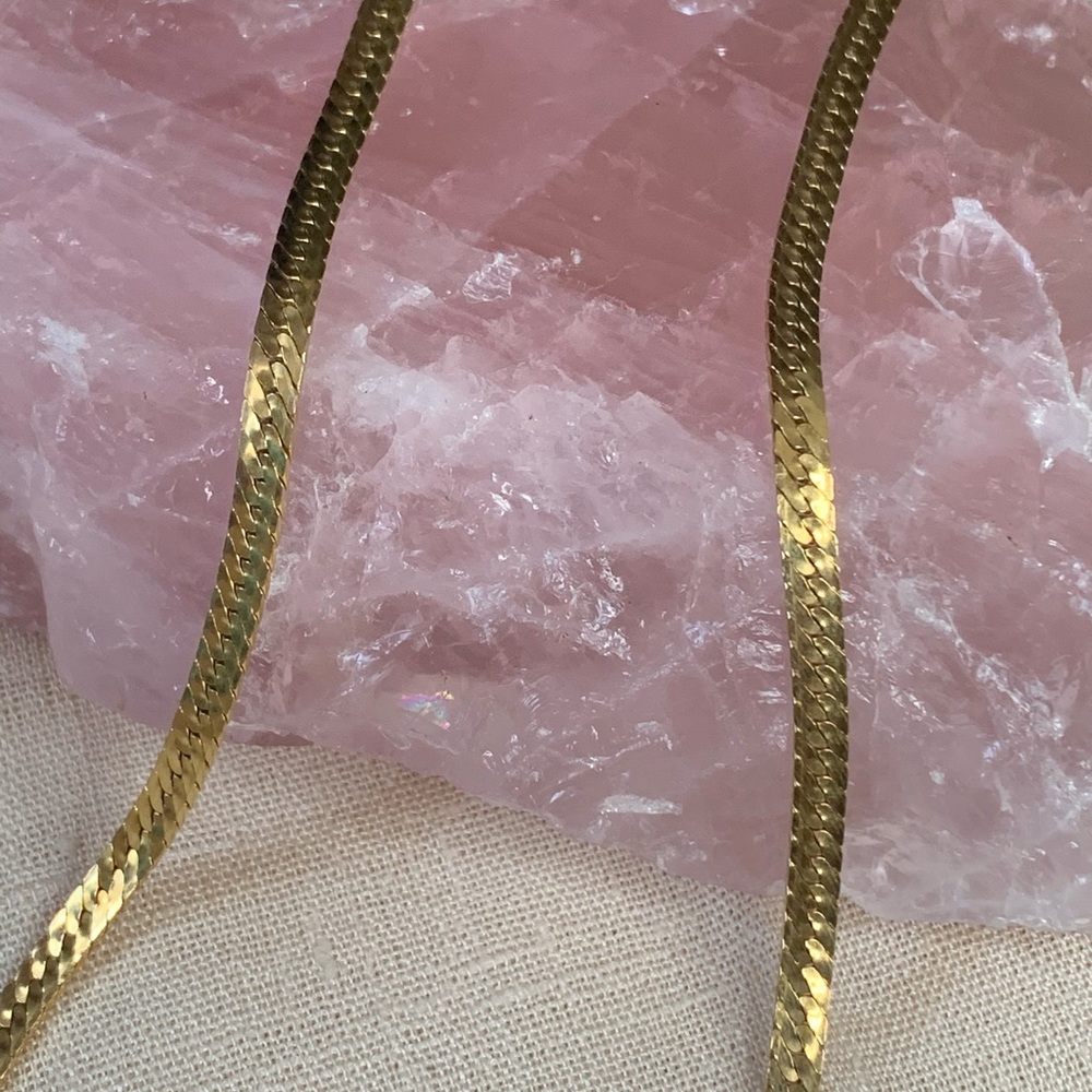 Herringbone gold necklace - Picture 2 of 5